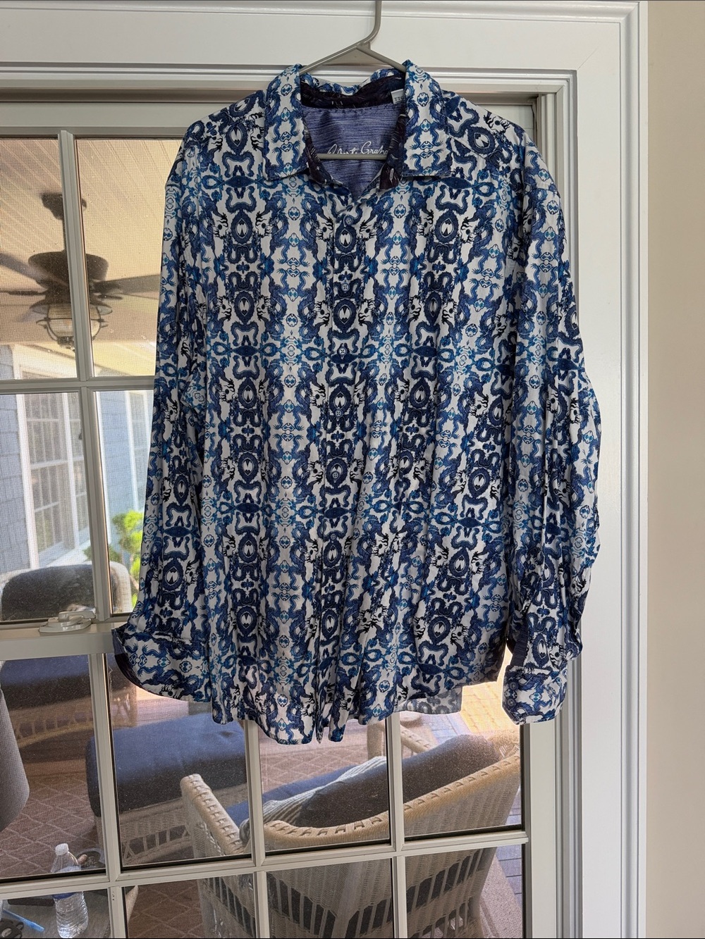 Robert Graham Blue and White Printed Button-Up Shirt